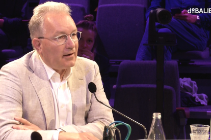 Erik Huizer at the Internet Marathon by Bits of Freedom and De Balie