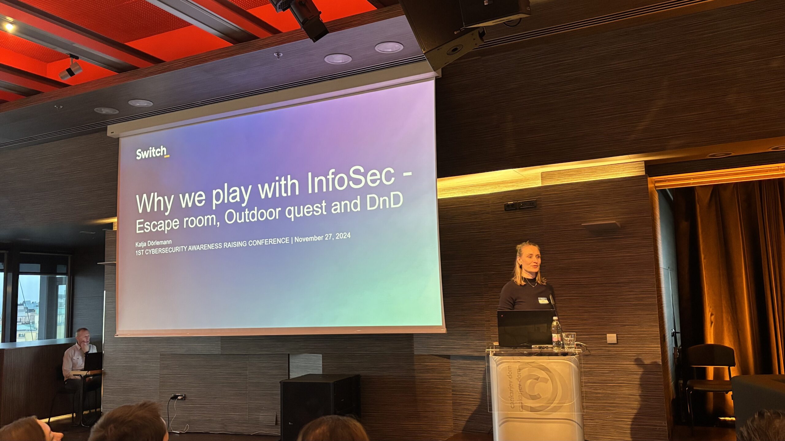 Katja Dörlemann, Switch