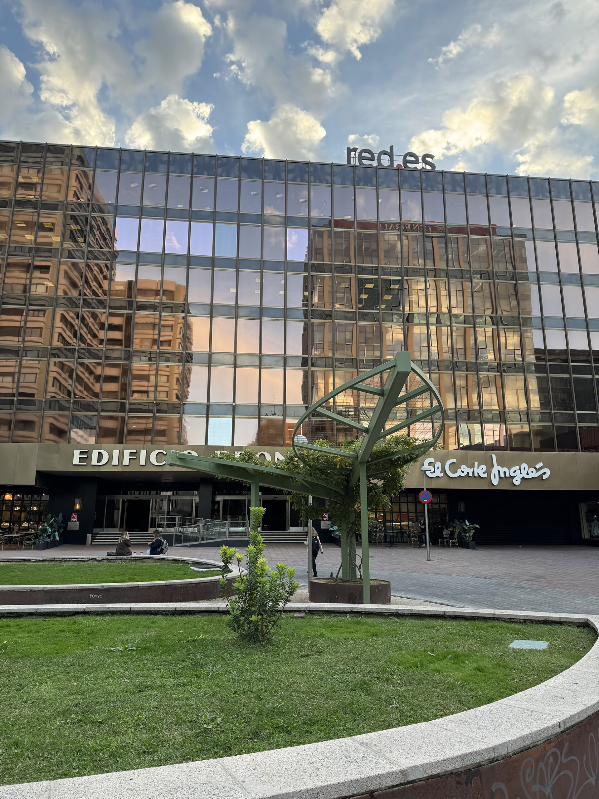 Image of the RedIRIS building