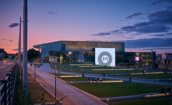 Musiikkitalo seen from Mannerheimintie_Credits to David Jakob and Musiikkitalo